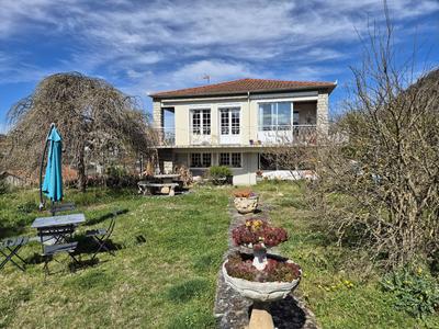 Maison - 155 m² - 6 pièces