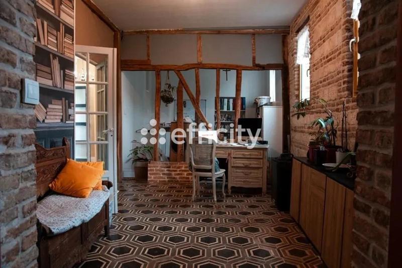 Château - 230 m² - 9 pièces