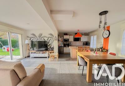 Maison - 125 m² - 6 pièces