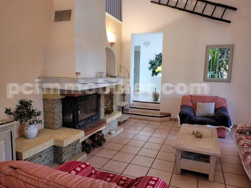 Maison traditionnelle - 152 m² - 6 pièces