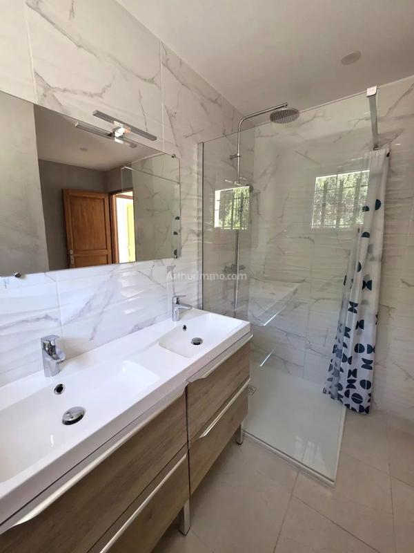 Maison - 136 m² - 5 pièces