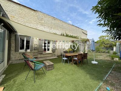 Maison - 110 m² - 5 pièces