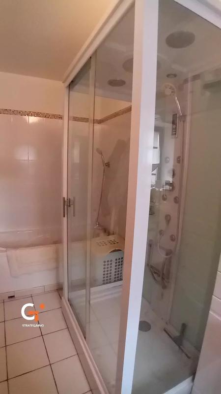 Maison - 169 m² - 6 pièces