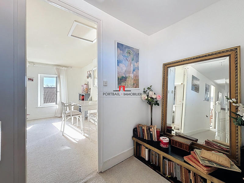 Maison - 180 m² - 6 pièces