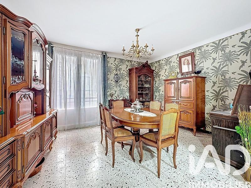 Maison de village - 150 m² - 8 pièces