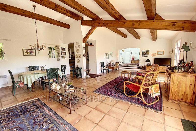 Villa - 225 m² - 6 pièces