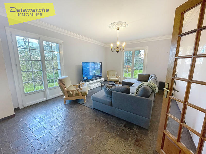 Maison - 166 m² - 6 pièces