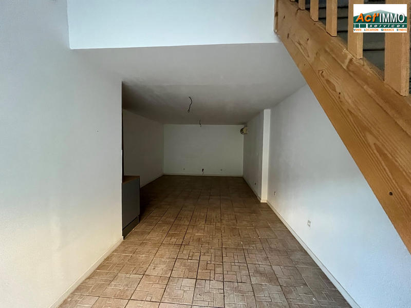 Local commercial - 850 m²