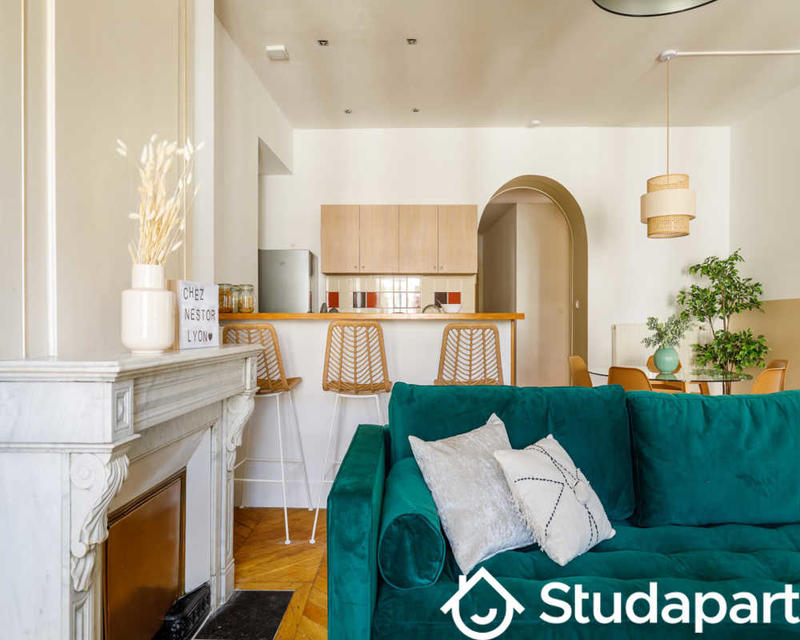 Chambre - 120 m² - 1 pièce