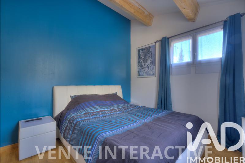 Maison - 224 m² - 9 pièces