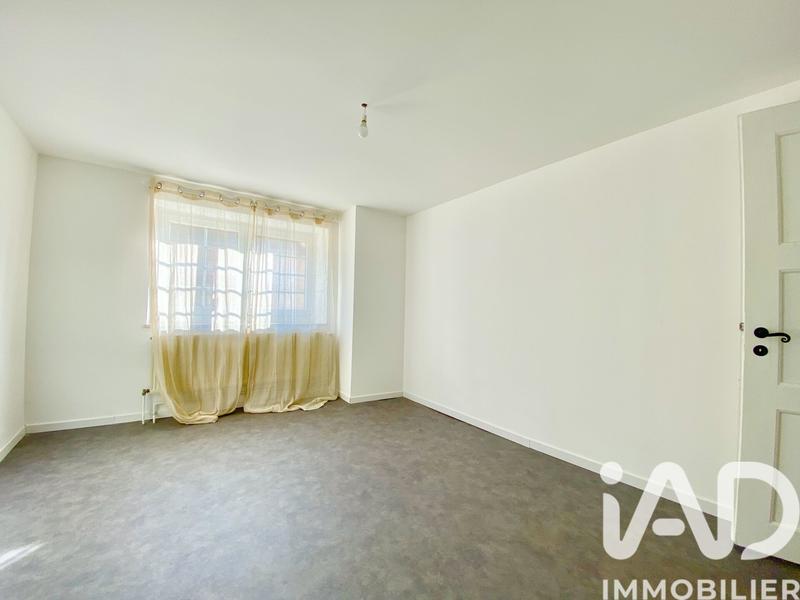Maison - 213 m² - 6 pièces