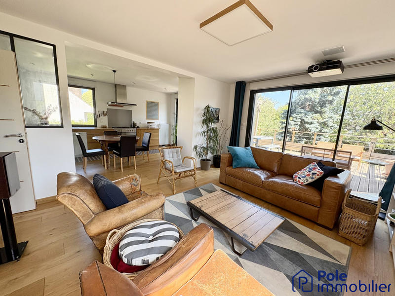 Maison - 112 m² - 6 pièces