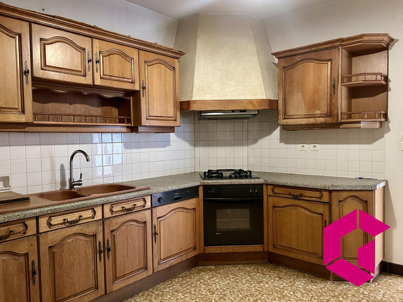 Maison - 121 m² - 5 pièces