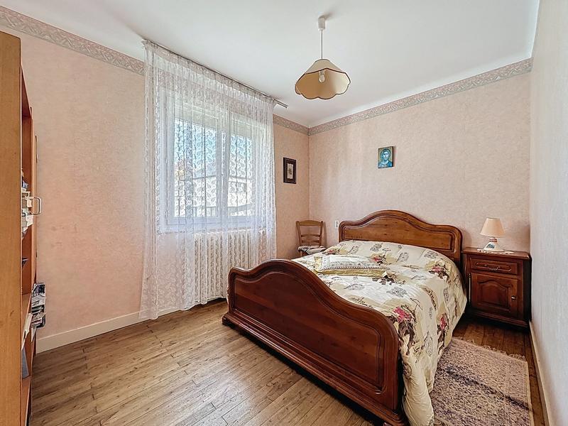 Maison - 124 m² - 8 pièces