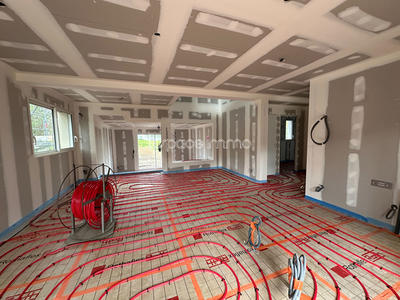 Maison - 121 m² - 4 pièces