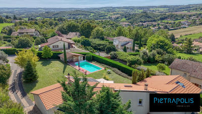 Villa - 204 m² - 8 pièces