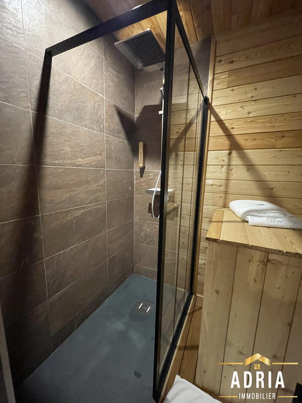 Fonds de commerce - 30 m²