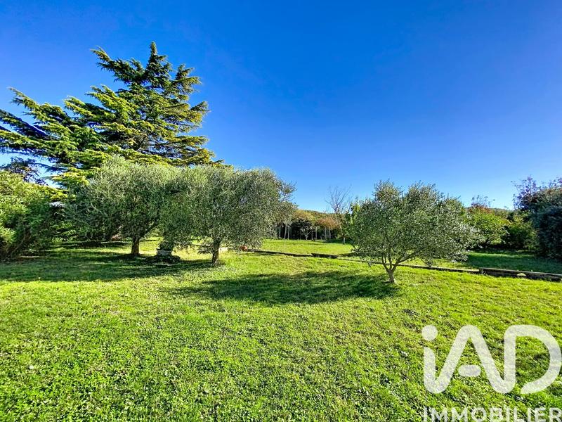 Maison - 210 m² - 7 pièces