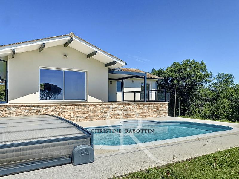 Maison - 143 m² - 4 pièces