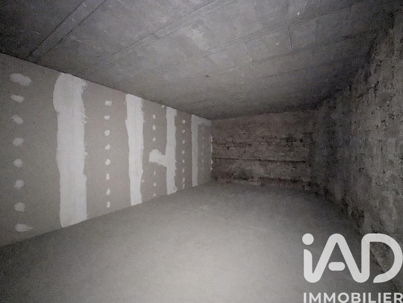 Maison - 182 m² - 7 pièces