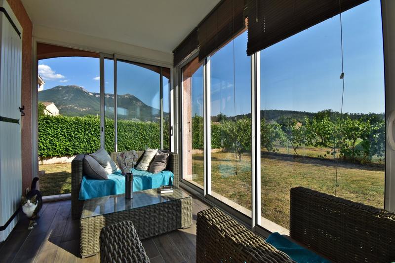 Maison - 104 m² - 4 pièces