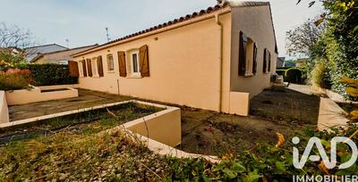 Maison - 121 m² - 5 pièces