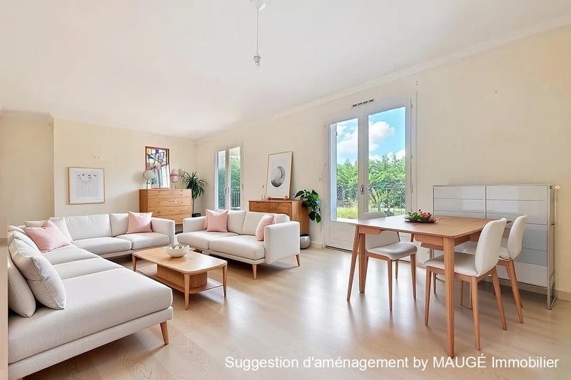 Maison - 215 m² - 8 pièces