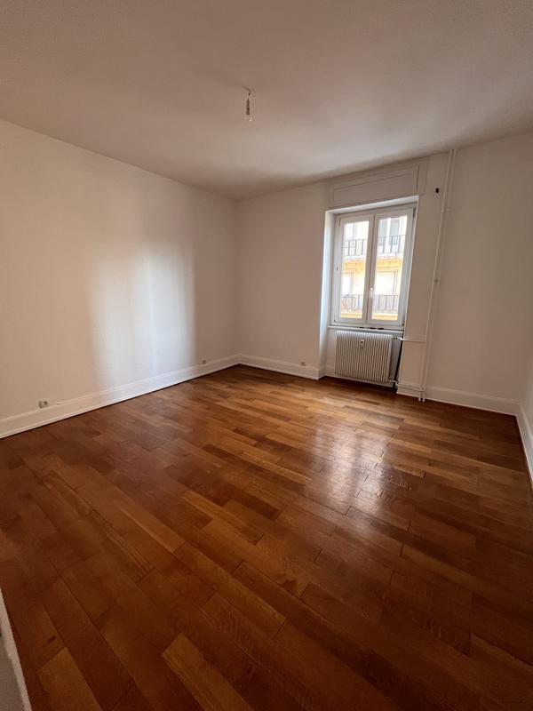 Appartement - 93 m² - 4 pièces