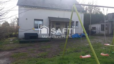 Maison - 92 m² - 5 pièces