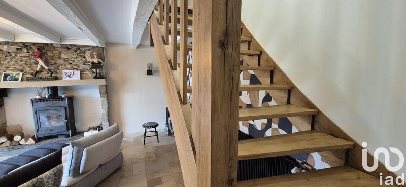 Maison - 222 m² - 6 pièces