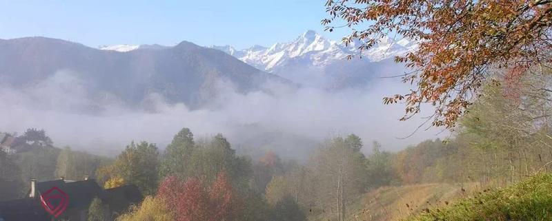 Propriété - 280 m² - 10 pièces