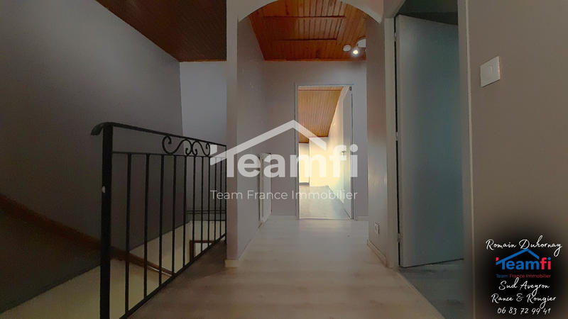 Maison - 96 m² - 8 pièces