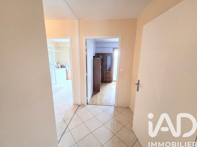 Appartement - 111 m² - 5 pièces