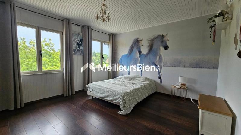 Propriété - 450 m² - 10 pièces