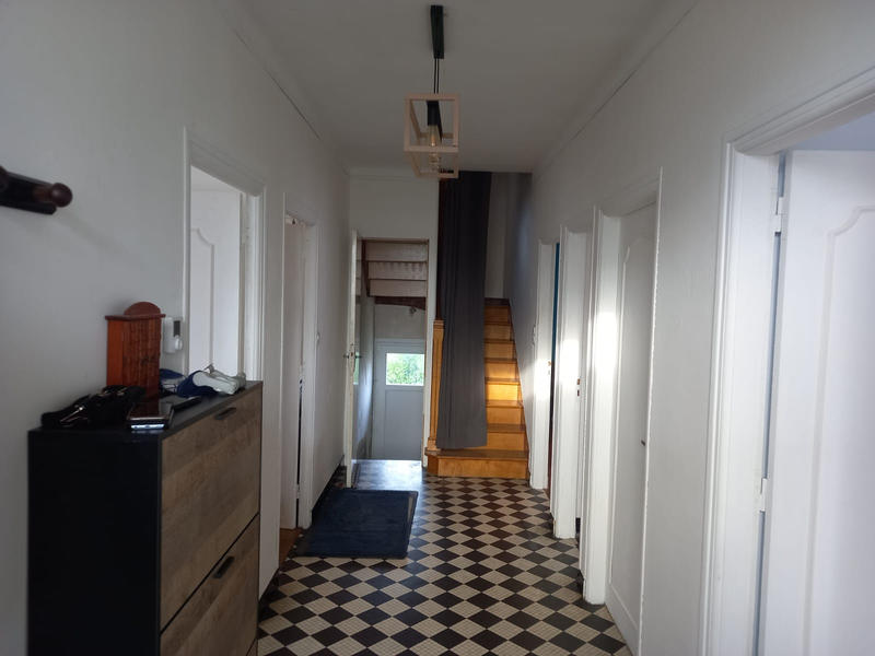 Maison - 128 m² - 8 pièces