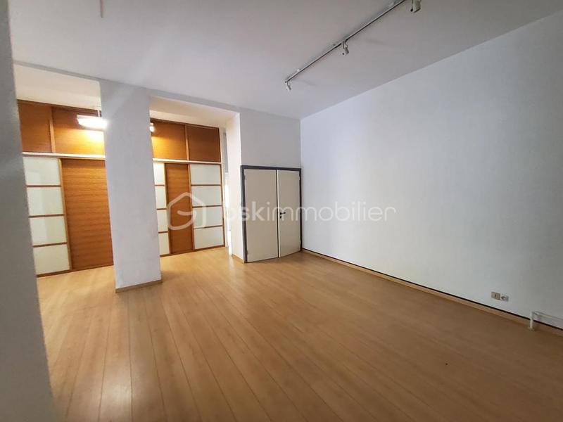 Bureau - 116 m² - 6 pièces