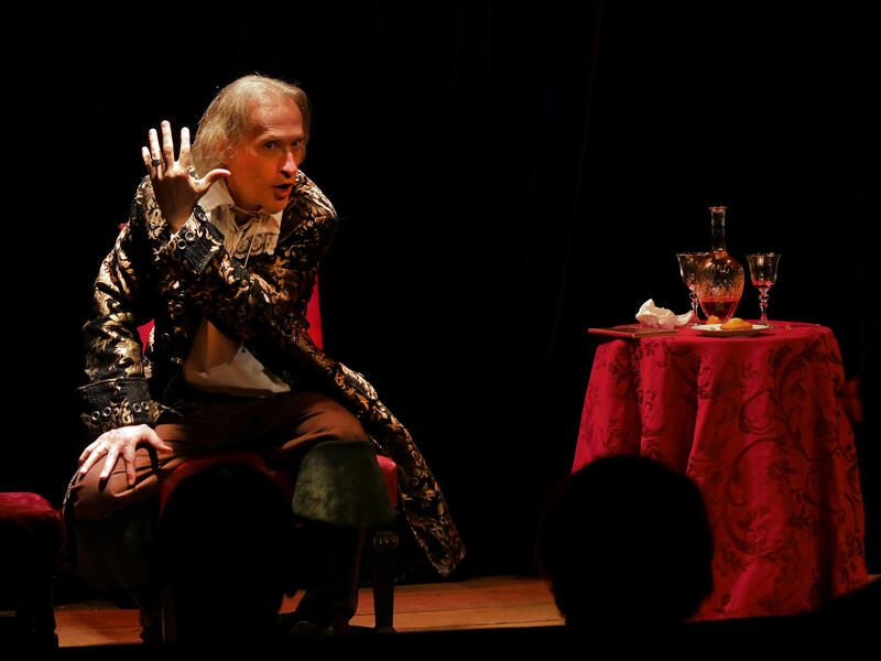 Le masque de fer et le mousquetaire ou le secret de Saint Mars