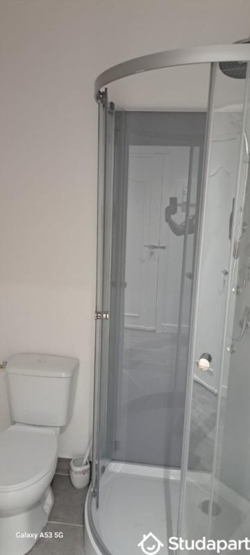 Chambre - 13 m² - 1 pièce