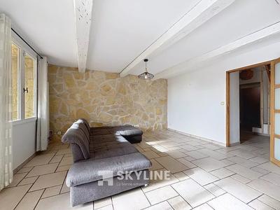 Maison - 122 m² - 4 pièces
