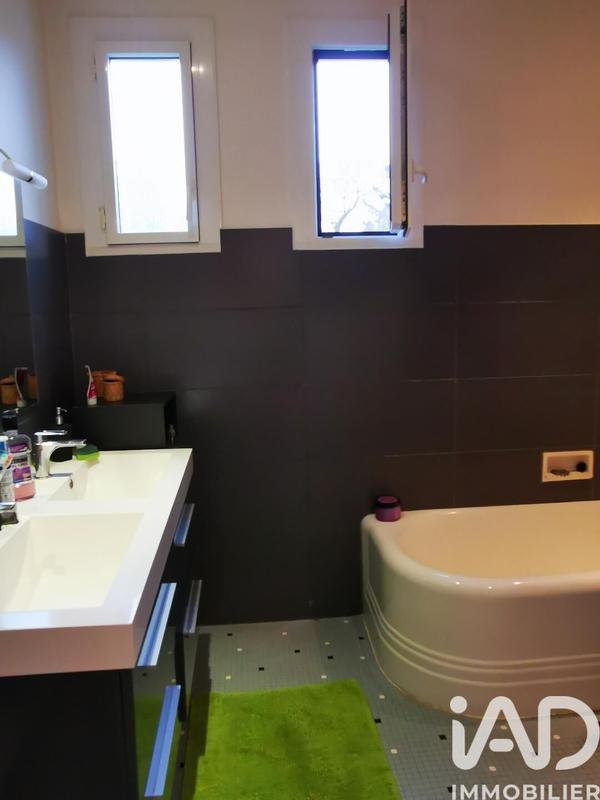 Maison - 142 m² - 5 pièces