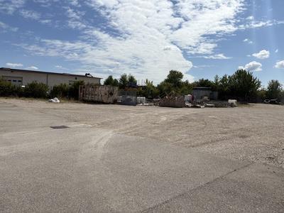 Entrepôt - 200 m²