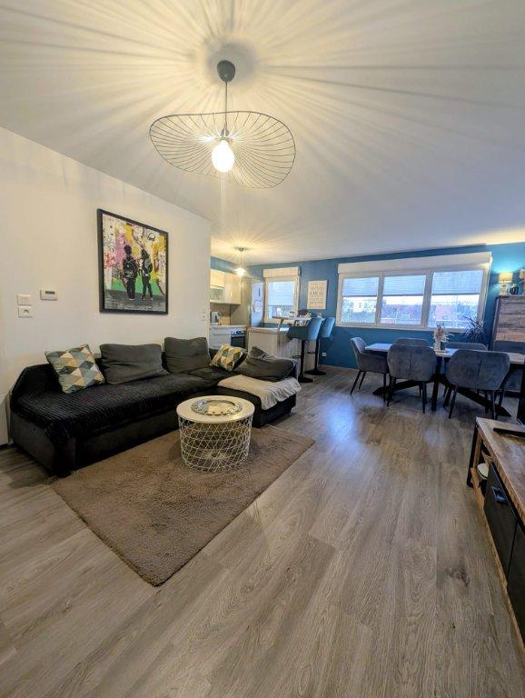 Appartement - 85 m² - 4 pièces