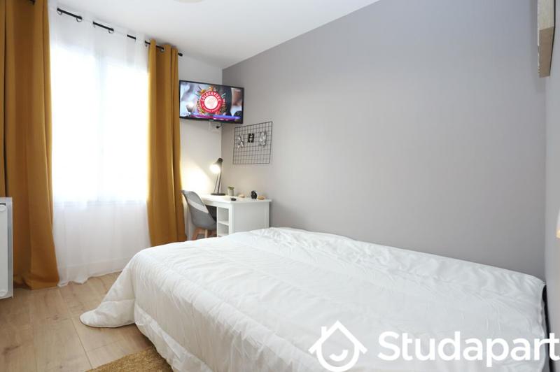 Chambre - 10 m² - 1 pièce