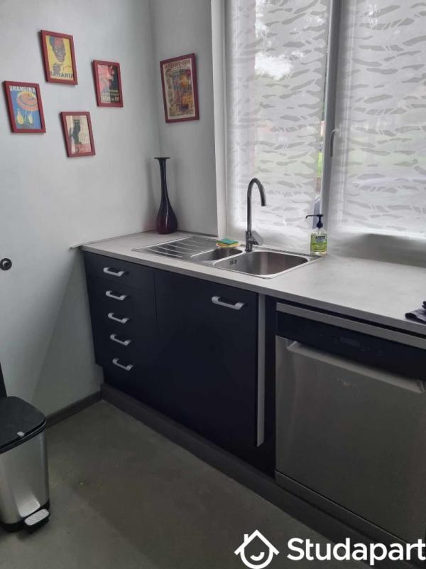 Chambre - 11 m² - 1 pièce