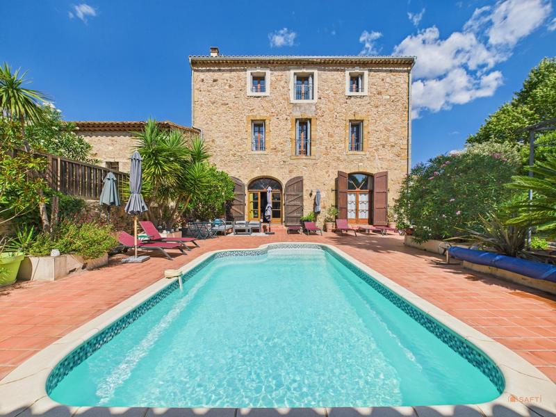 Hôtel particulier - 440 m² - 11 pièces