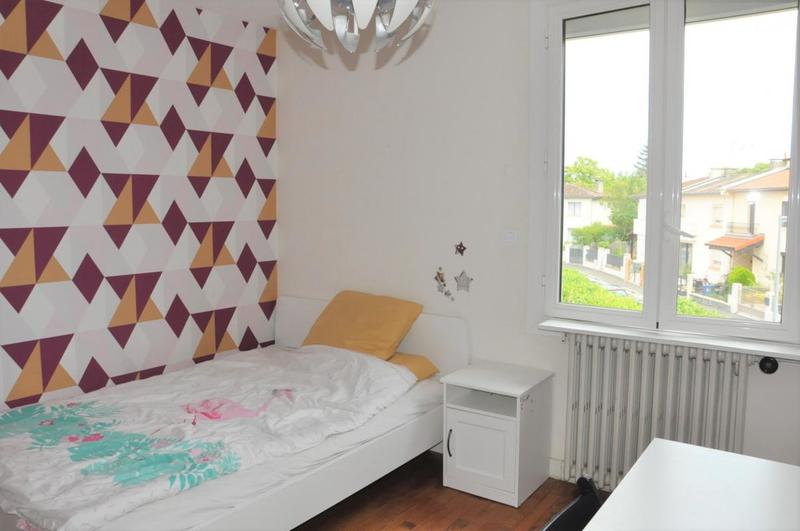 Maison - 94 m² - 5 pièces