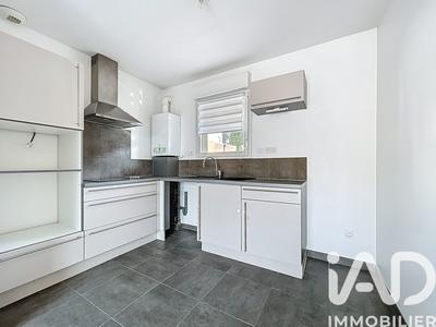 Maison - 72 m² - 4 pièces