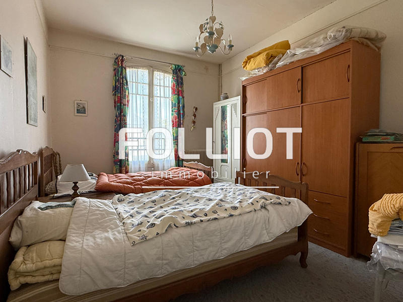 Maison - 158 m² - 9 pièces