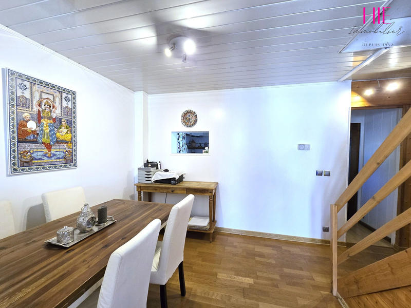 Maison - 80 m² - 5 pièces