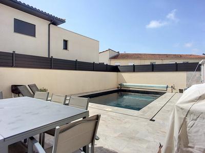 Maison - 274 m² - 12 pièces